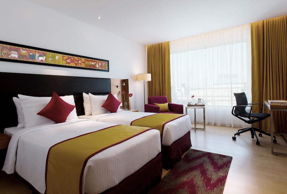 Mercure Chennai Sriperumbudur Buitenkant foto