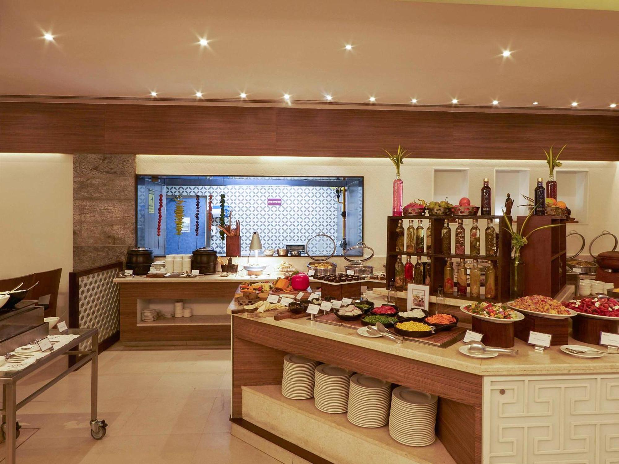Mercure Chennai Sriperumbudur Buitenkant foto